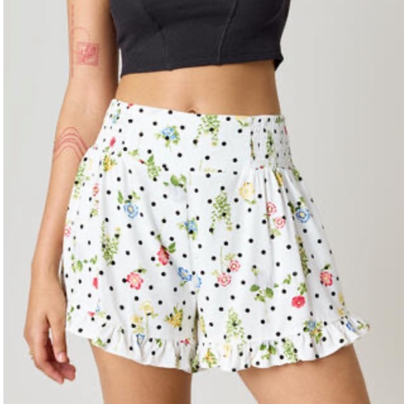 JENNIE POLKA DOT FLORAL MIX SHORTS - Picture 2 of 10